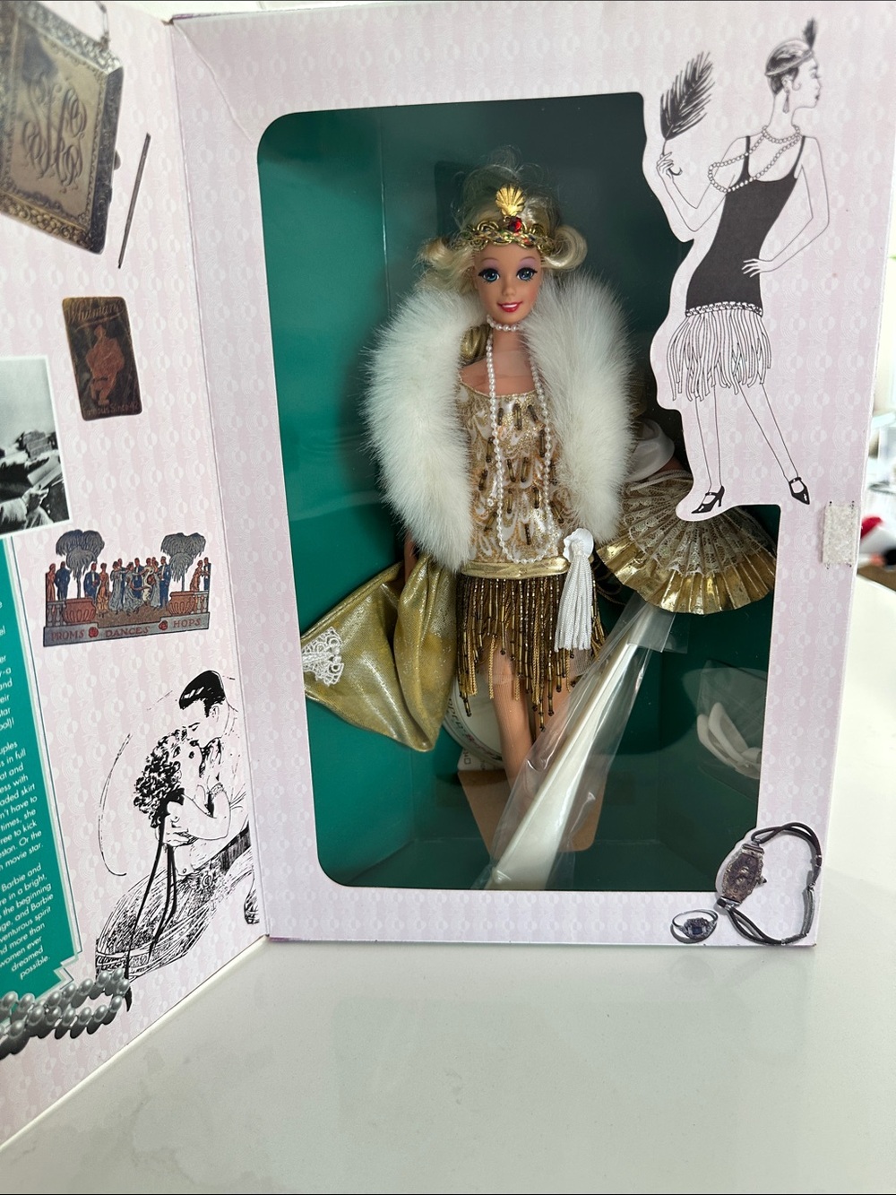 1993 the Great Eras Collection Gold Flapper Doll with White Fur Cape